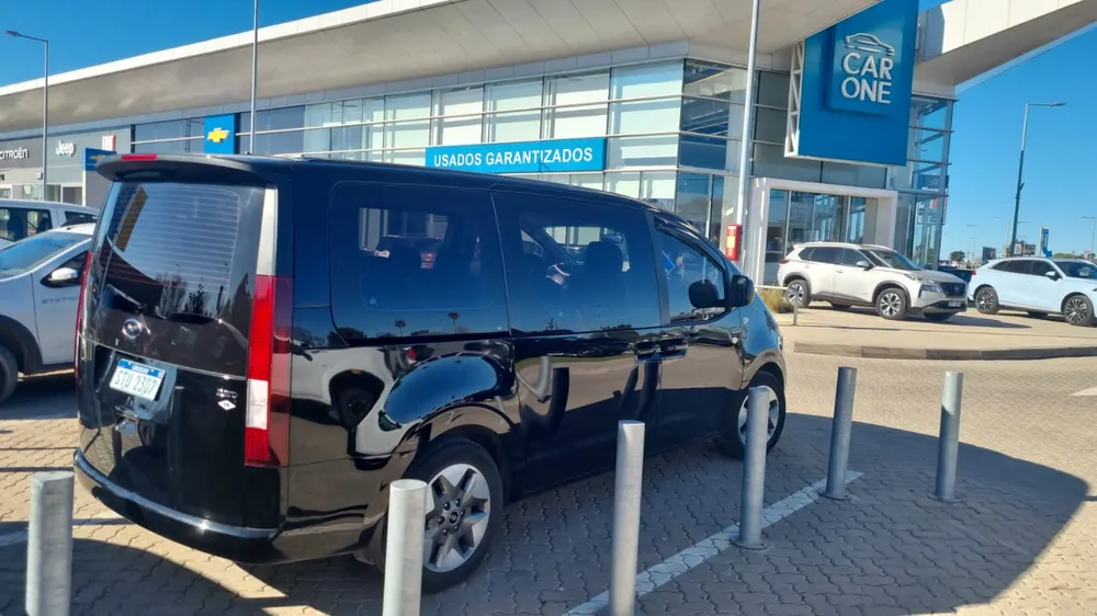 Hyundai Staria de Acremises en Punta del Este